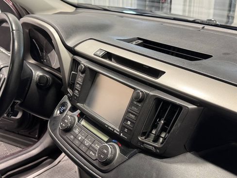 Used 2016 Toyota RAV4 XLE w/ Convenience Package AWD/4WD image 22