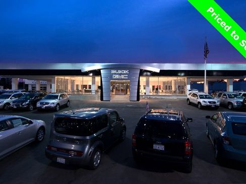 Used 2024 Audi Q8 e-tron Premium image 47