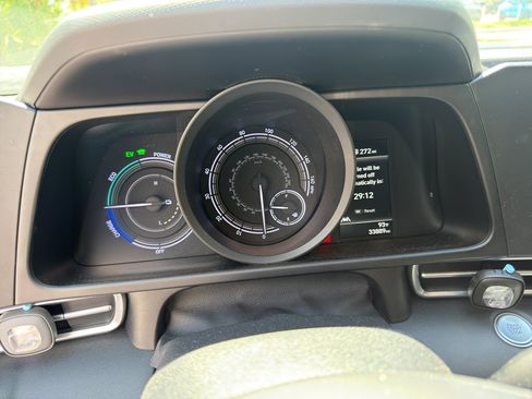 Used 2023 Hyundai Elantra Blue w/ Cargo Package image 2