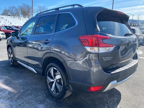 Used 2020 Subaru Forester Touring image 5