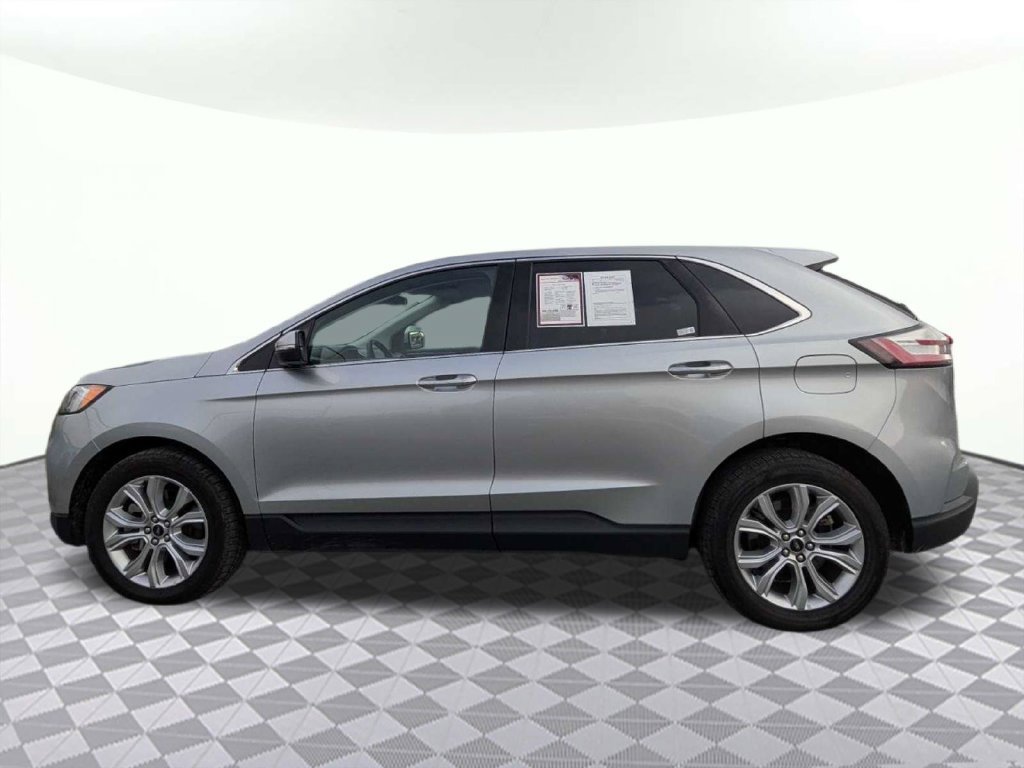 Certified 2024 Ford Edge Titanium AWD/4WD image 6