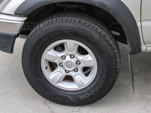 Used 2003 Toyota Tacoma PreRunner image 5