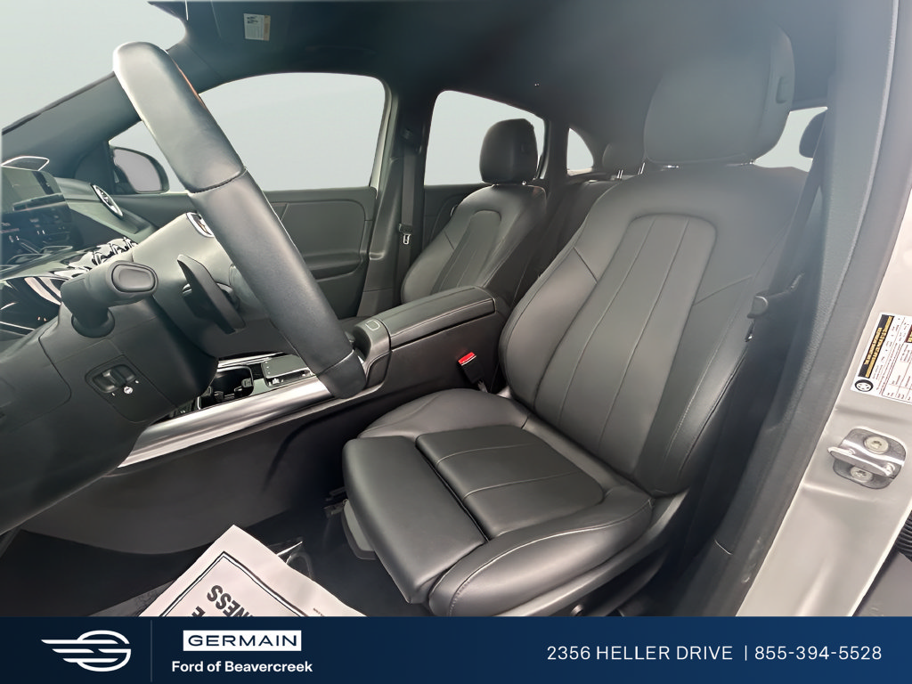 Used 2023 Mercedes-Benz GLA 250 4MATIC image 11