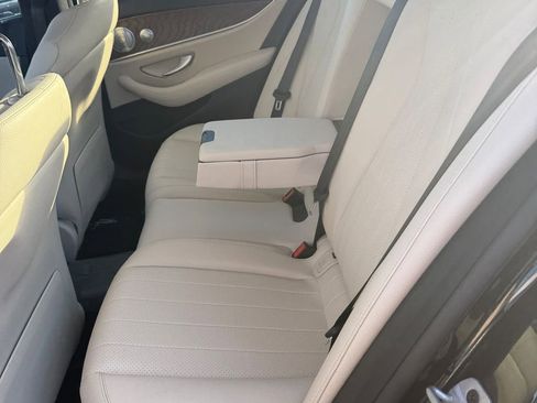 Used 2021 Mercedes-Benz E 350 4MATIC Sedan image 34