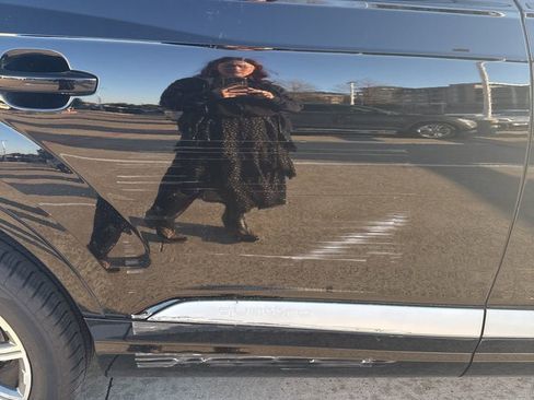 Used 2018 Audi Q7 3.0T Premium Plus w/ Premium Plus Package image 9