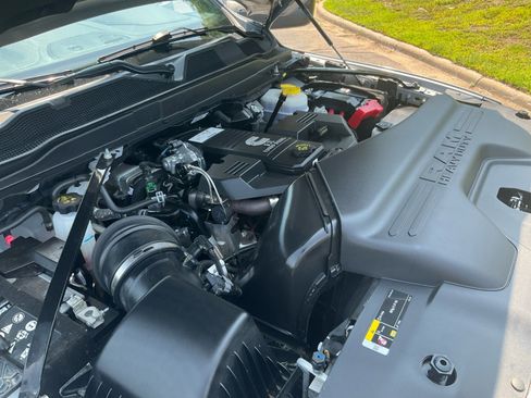 Used 2024 RAM 3500 Limited image 37