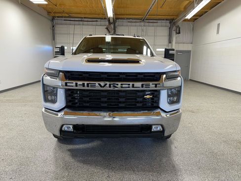 Used 2022 Chevrolet Silverado 3500 LT w/ Convenience Package image 7
