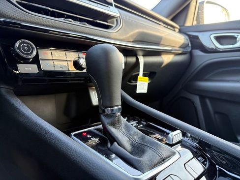 New 2026 Jeep Compass Limited image 24