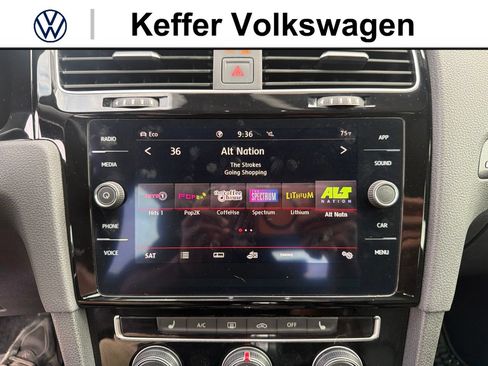 Used 2020 Volkswagen GTI SE FWD image 24