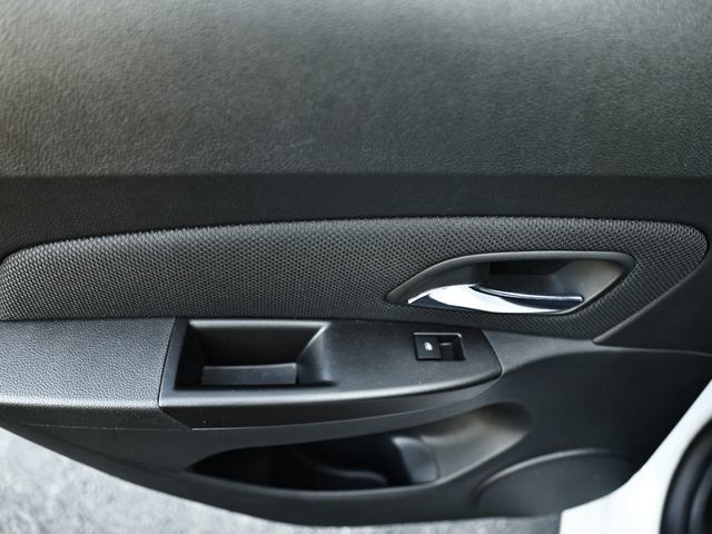 Used 2015 Chevrolet Cruze LT FWD image 22