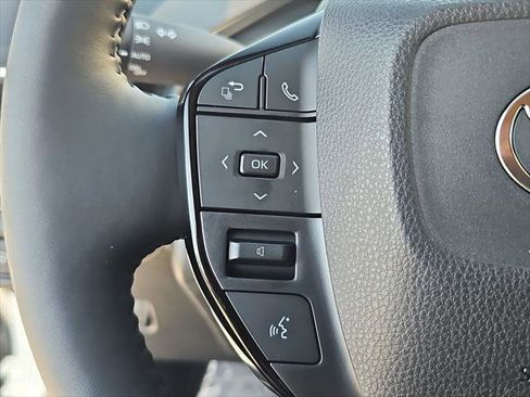 Certified 2026 Toyota Prius XLE image 11