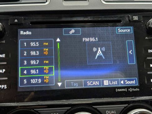 Used 2018 Subaru Forester 2.5i Touring w/ Popular Package #3B image 25