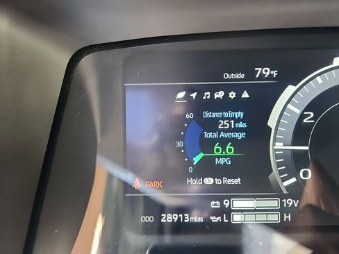 Used 2022 Toyota Tundra Capstone AWD/4WD image 16