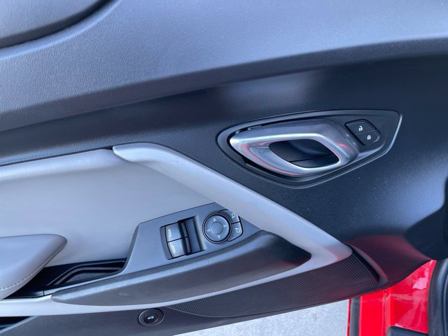 Used 2022 Chevrolet Camaro LT RWD image 14