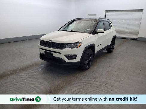 Used 2019 Jeep Compass Latitude AWD/4WD image 1