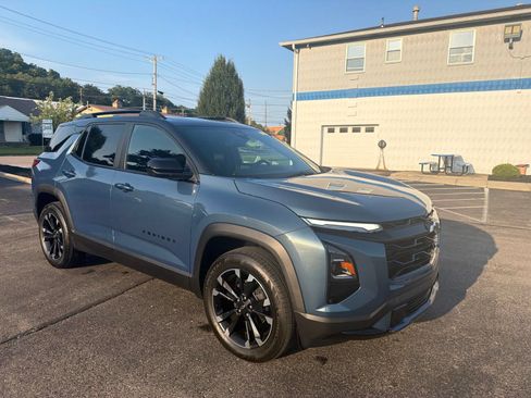 Used 2025 Chevrolet Equinox RS AWD/4WD image 7