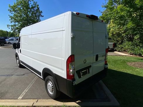 Used 2025 RAM ProMaster 2500 w/ Convenience Group FWD image 27