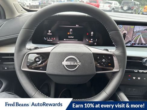 New 2025 Nissan Murano SL image 13