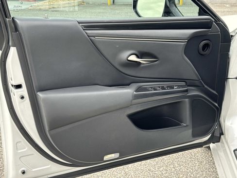 Used 2021 Lexus ES 350 w/ Protection Package (P3) image 17