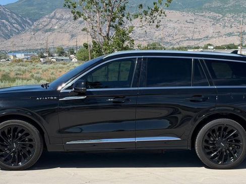 Used 2021 Lincoln Aviator Reserve w/ Equipment Group 210A AWD/4WD image 4