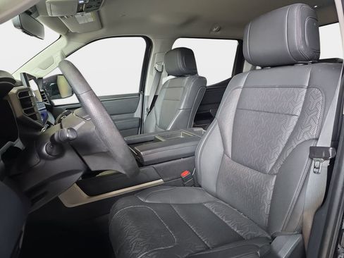 Used 2022 Toyota Tundra Limited w/ TRD Off-Road Package AWD/4WD image 16