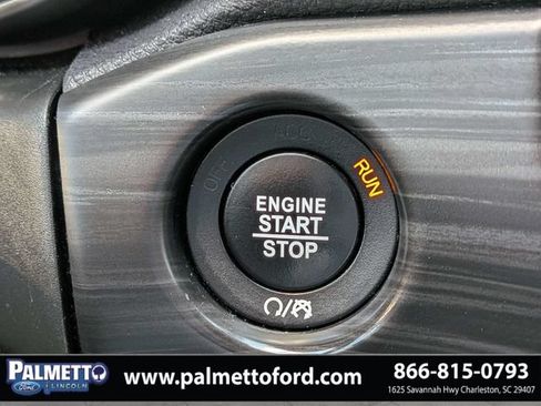 Used 2021 Jeep Grand Cherokee Laredo X AWD/4WD image 30