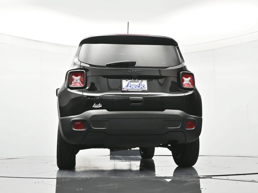 Used 2023 Jeep Renegade Latitude AWD/4WD image 41