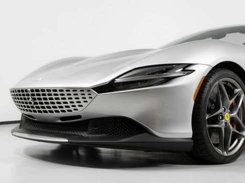 Used 2024 Ferrari Roma Spider image 14