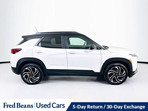 Used 2024 Chevrolet TrailBlazer RS w/ Convenience Package AWD/4WD image 12