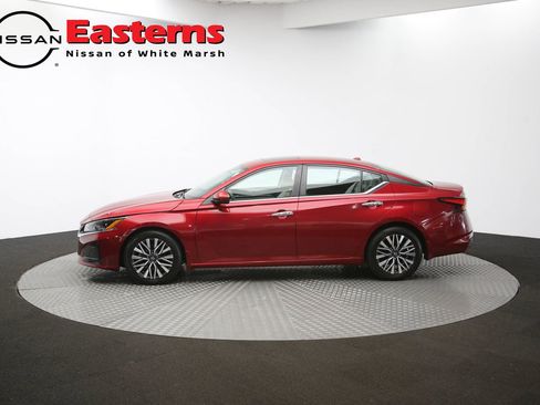 Used 2023 Nissan Altima 2.5 SV w/ SV Premium Package FWD image 58