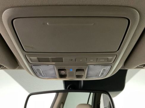 Used 2016 Honda Pilot Touring image 21