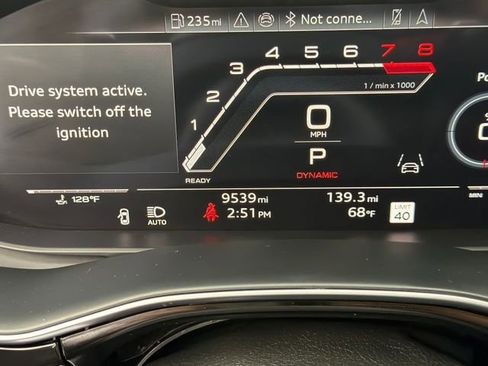 Used 2024 Audi RS Q8 AWD/4WD image 17
