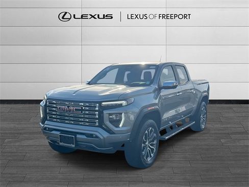 Used 2024 GMC Canyon Denali image 3