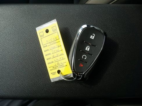 Used 2025 Chevrolet Trax ACTIV w/ Sunroof Package image 34