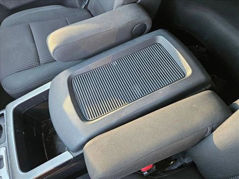 Used 2014 Nissan Titan SV w/ SV Value Truck Package image 16