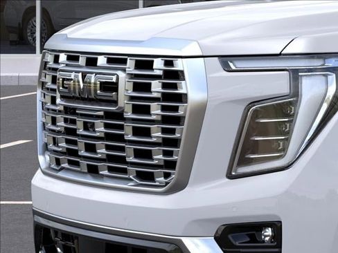 New 2026 GMC Yukon Denali AWD/4WD image 13