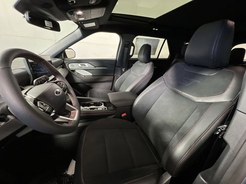New 2026 Ford Explorer ST w/ Sun And Sound Package image 13
