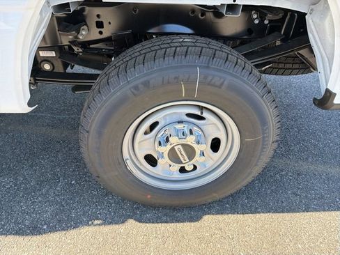 New 2026 Ford F350 XL w/ XL Chrome Package AWD/4WD image 11