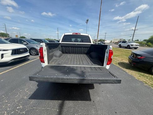 Used 2016 Toyota Tundra SR5 w/ SR5 Upgrade Package image 5