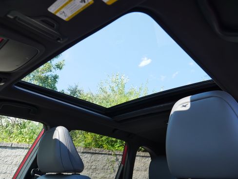Used 2025 Subaru Forester Limited AWD/4WD image 16