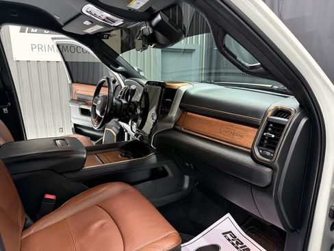 Used 2023 RAM 3500 Limited image 29