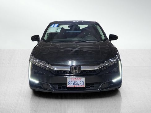 Used 2018 Honda Clarity Touring image 2