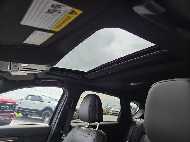 Used 2025 MAZDA CX-5 Signature AWD/4WD image 8