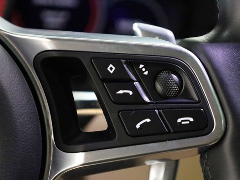 Used 2019 Porsche Cayenne AWD/4WD image 28
