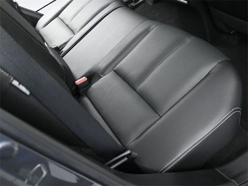 Used 2024 Nissan Murano SL image 32