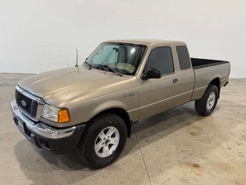 Used 2004 Ford Ranger XLT image 2