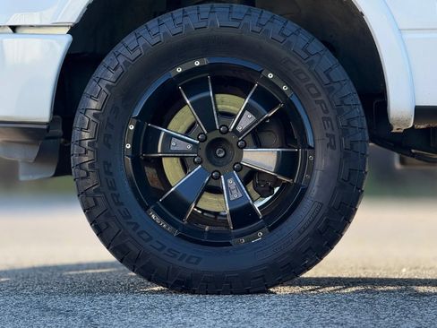 Used 2014 Ford F150 FX4 w/ Equipment Group 402A Luxury AWD/4WD image 29