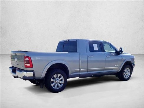 Used 2024 RAM 3500 Limited AWD/4WD image 4