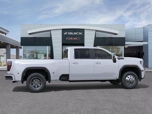 New 2026 GMC Sierra 3500 Denali Ultimate AWD/4WD image 5