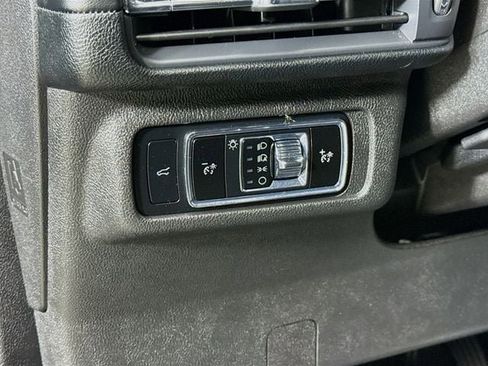 Used 2024 Lincoln Corsair Reserve AWD/4WD image 11